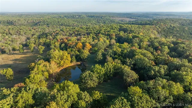 $415,000 | 15887 County Road 18, Quincy, MO 65735