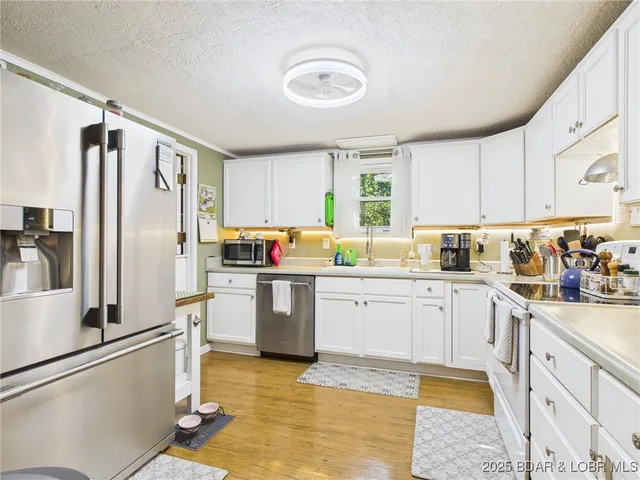 $415,000 | 15887 County Road 18, Quincy, MO 65735