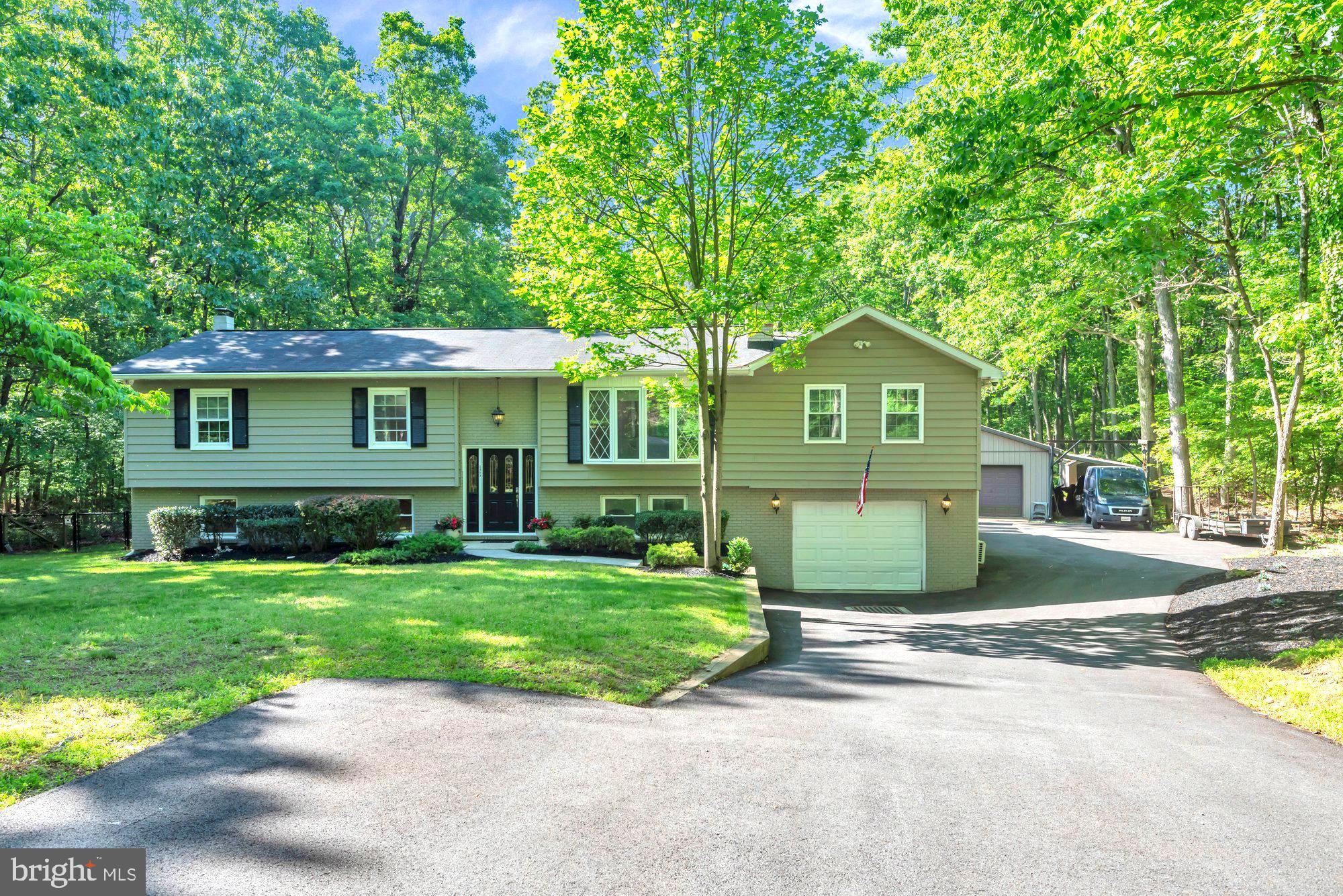 3 acres total privacy and no HOA