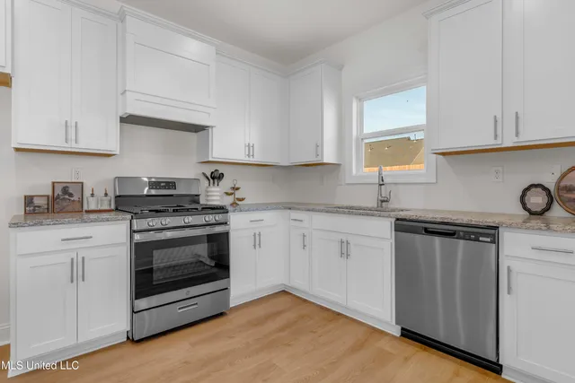 $369,995 | 10254 March Mdws Way, Olive Branch, MS 38654