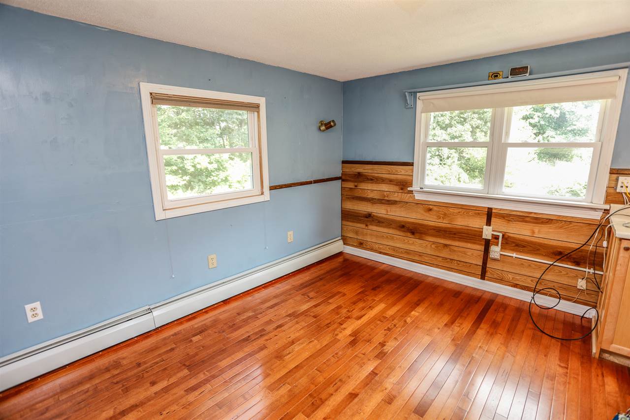 38 Bush Hill Road Hudson, NH 03051 - Photo 11 of 38