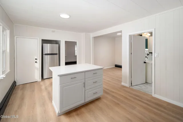 $339,999 | 10 Ferrara Avenue, Colonie, NY 12304