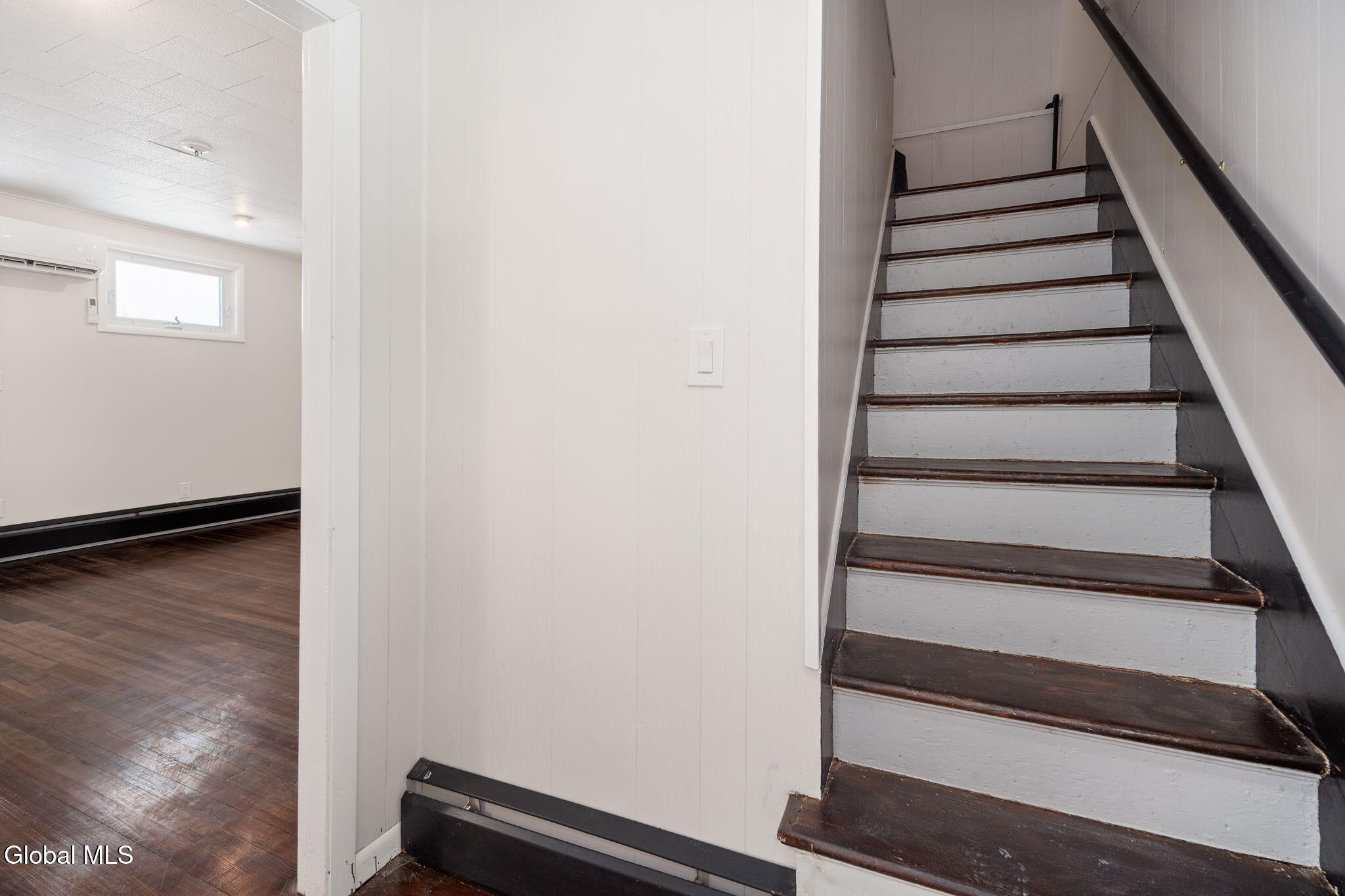 10 Ferrara Avenue Colonie, NY 12304 - Photo 17 of 44 7-10FerraraAve_07