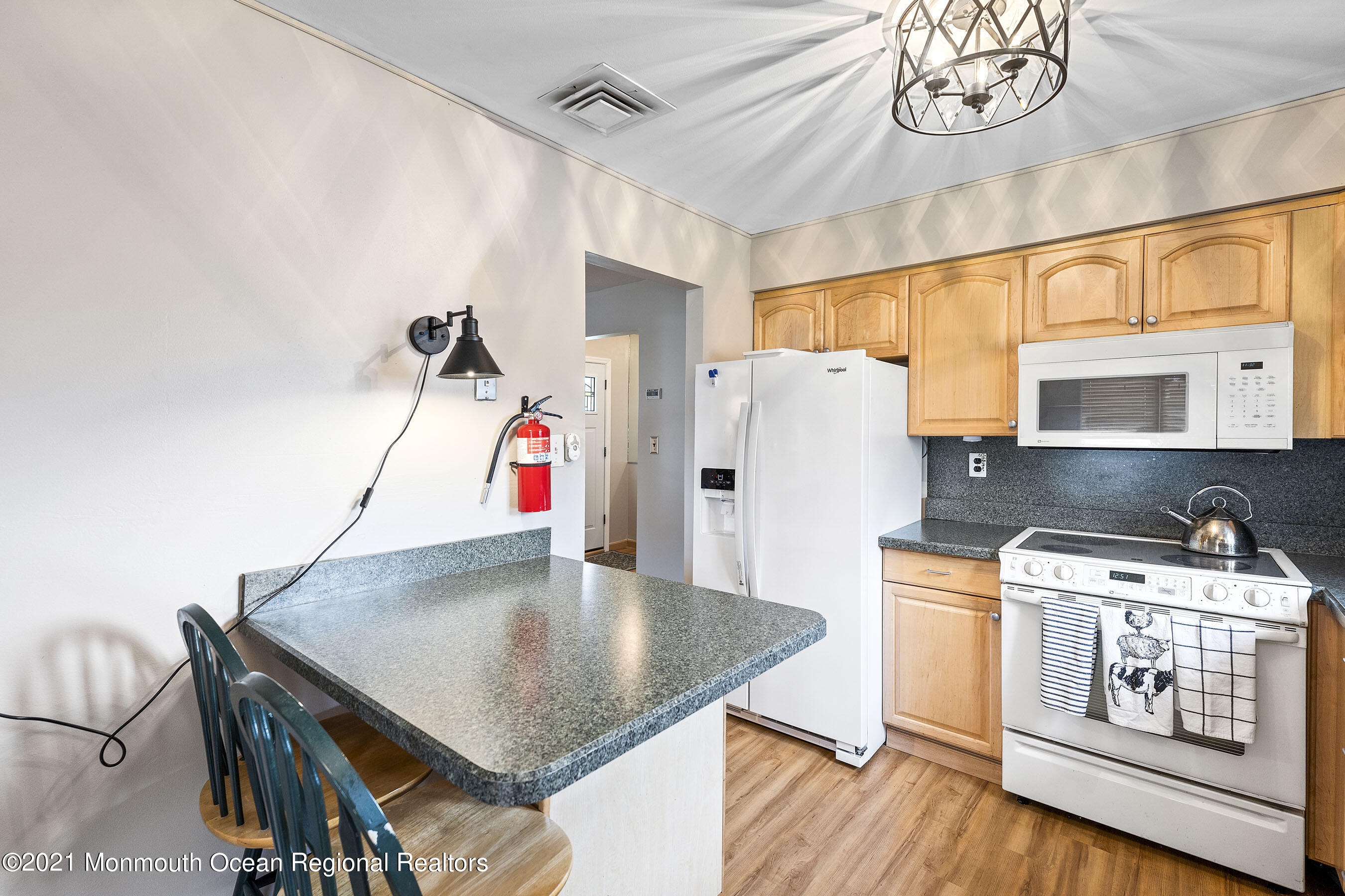 33 Watkins Road Brick, NJ 08724 - Photo 12 of 30 Kitchen1c