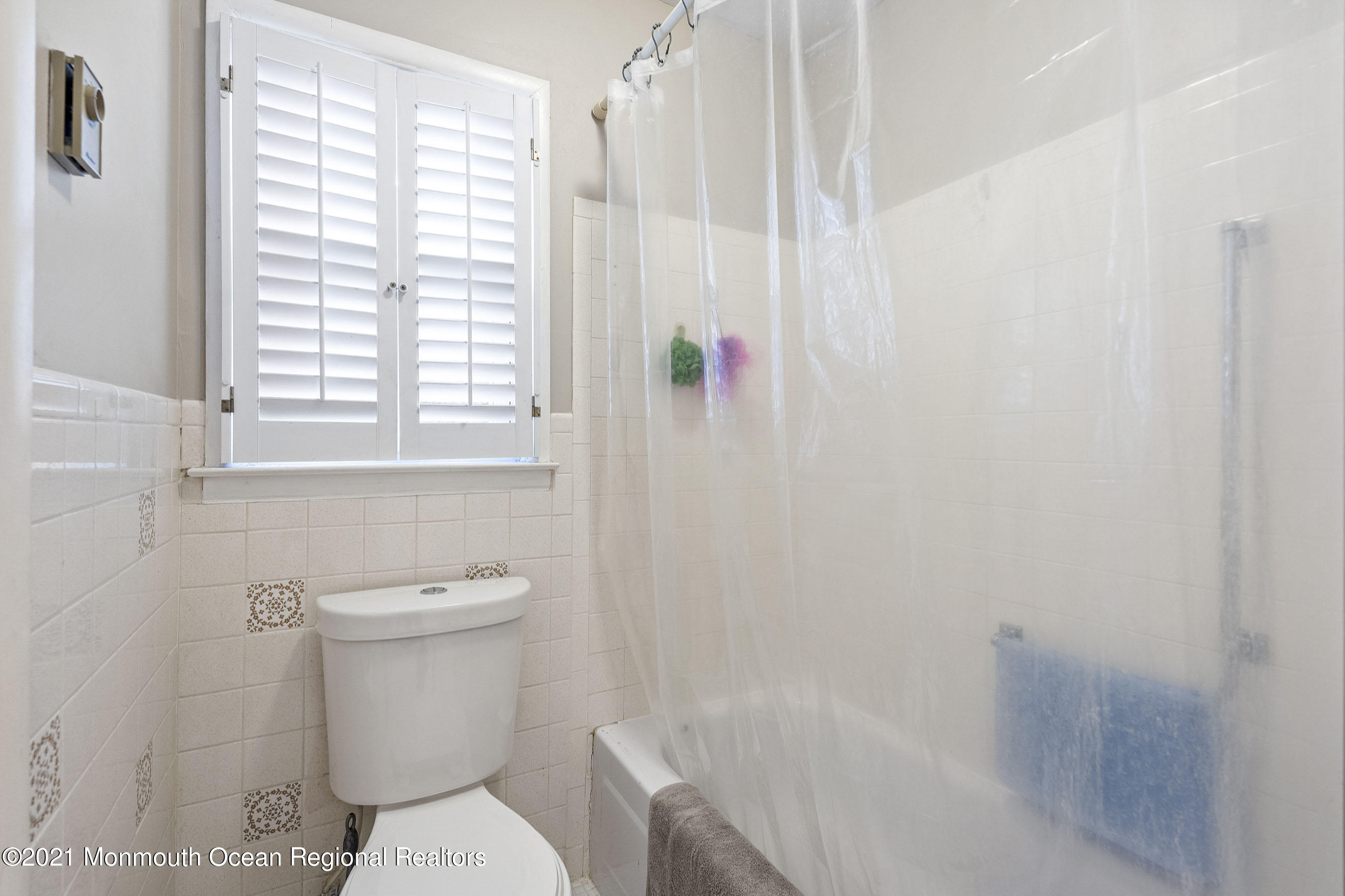 33 Watkins Road Brick, NJ 08724 - Photo 22 of 30 Lavatory1b