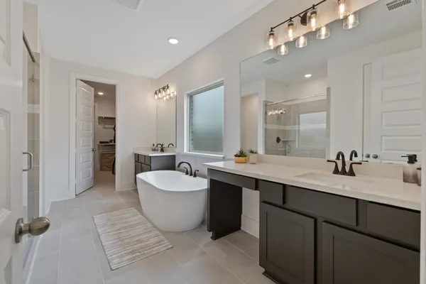 $565,000 | 914 Sendero Trail, Conroe, TX 77304