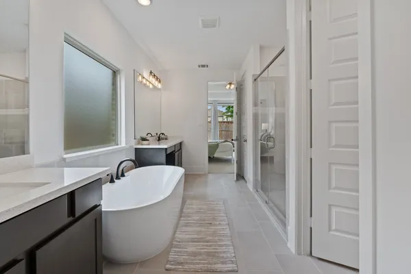 $565,000 | 914 Sendero Trail, Conroe, TX 77304