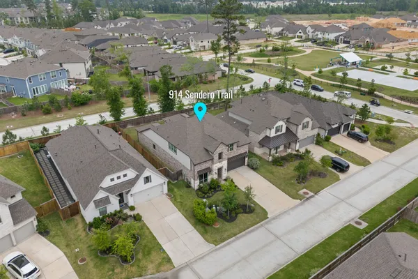 $565,000 | 914 Sendero Trail, Conroe, TX 77304