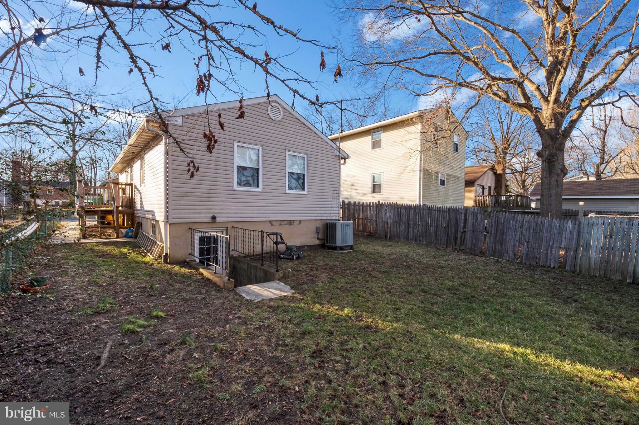 1619 Cambridge Road Edgewater, MD 21037 - Photo 22 of 26
