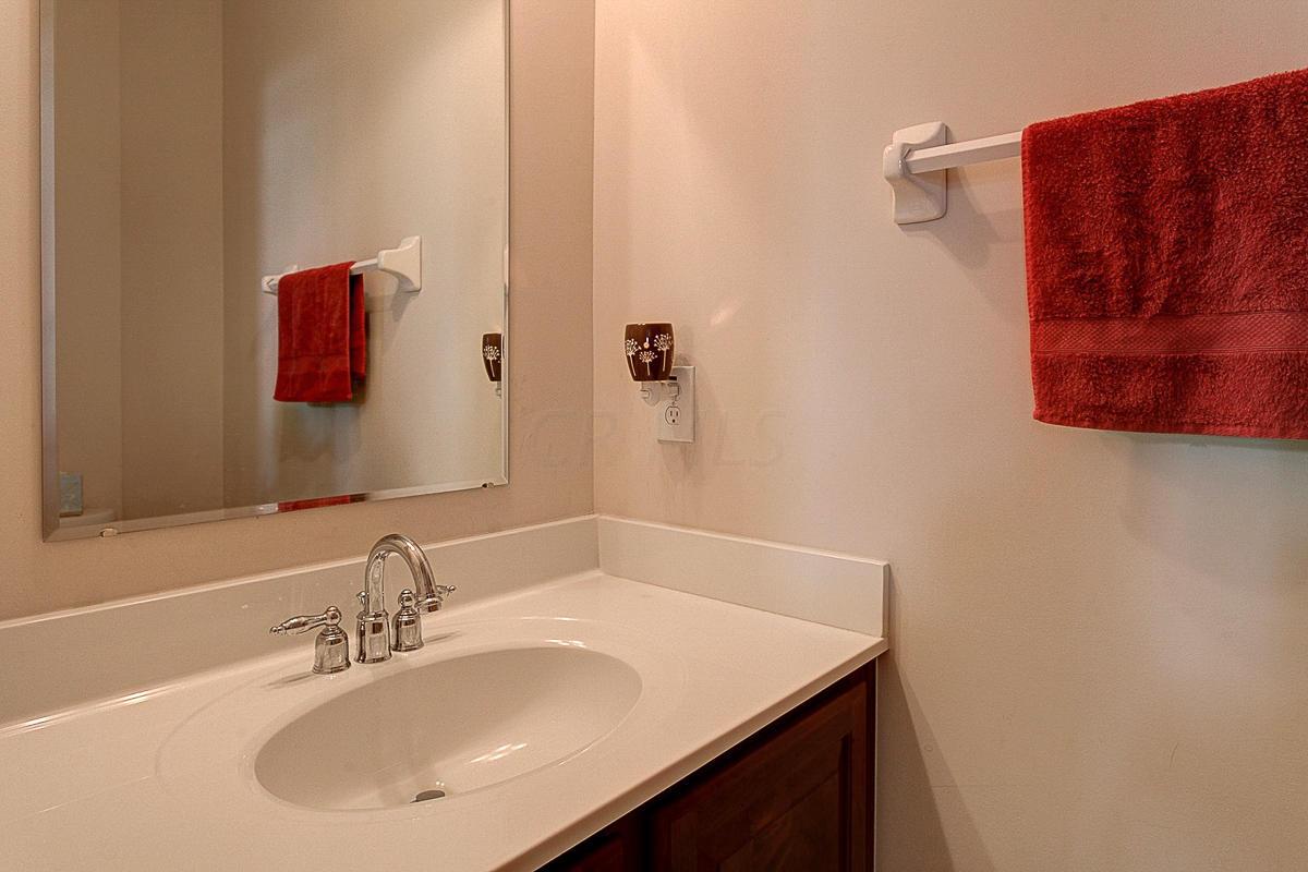 246 Smokewood Road Powell, OH 43065 - Photo 14 of 25 Gallery Image 14