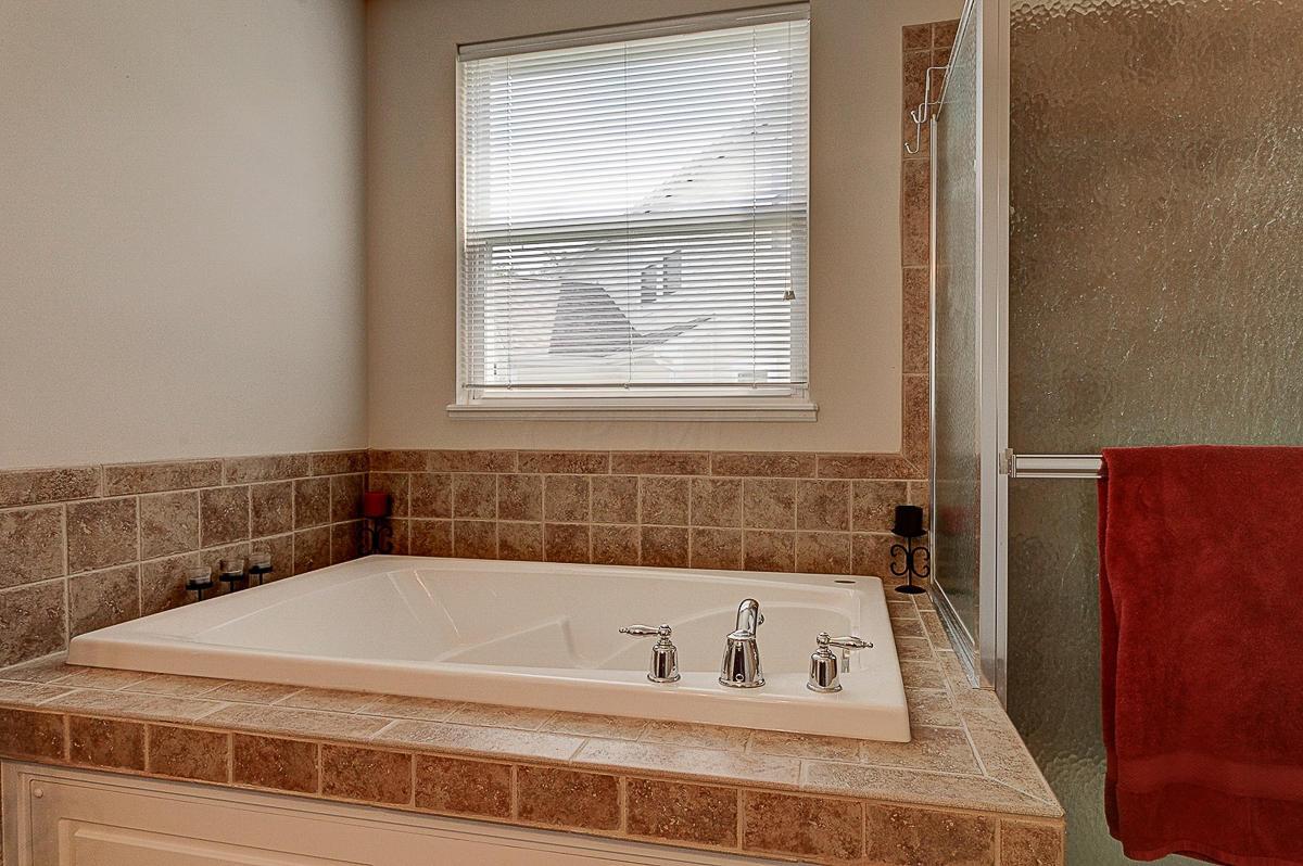 246 Smokewood Road Powell, OH 43065 - Photo 18 of 25 Gallery Image 18