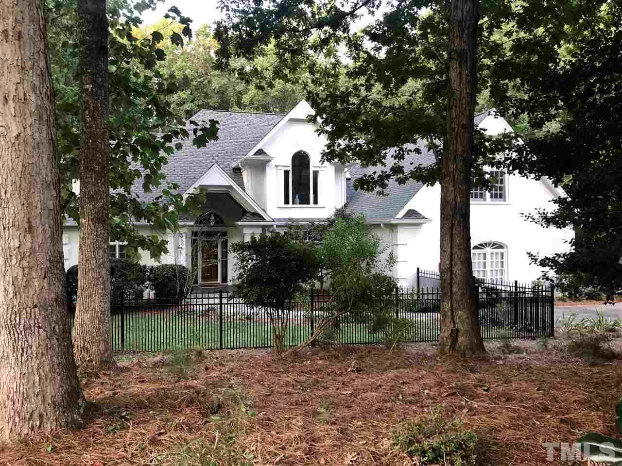 11016 Honeycutt Road Raleigh, NC 27614 - Photo 3 of 26