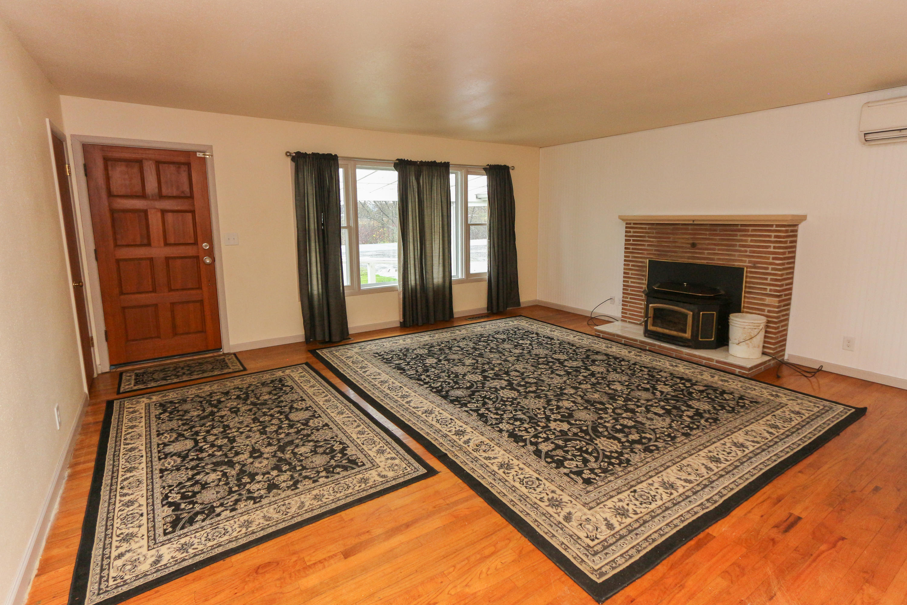 2210 Nielsen Road Tillamook, OR 97141 - Photo 5 of 32 IMG_9797