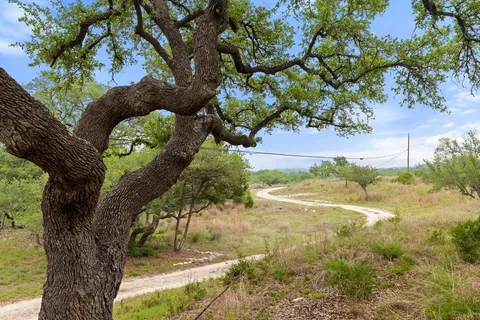 $1,500,000 | 1850 Pursley Road, Dripping Springs, TX 78620