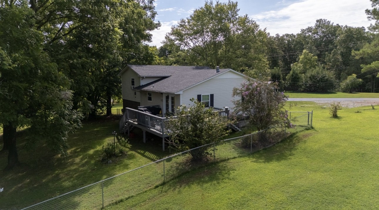 652 Old Florence Pulaski Road Leoma, TN 38468 - Photo 29 of 35 a view of a house with pool