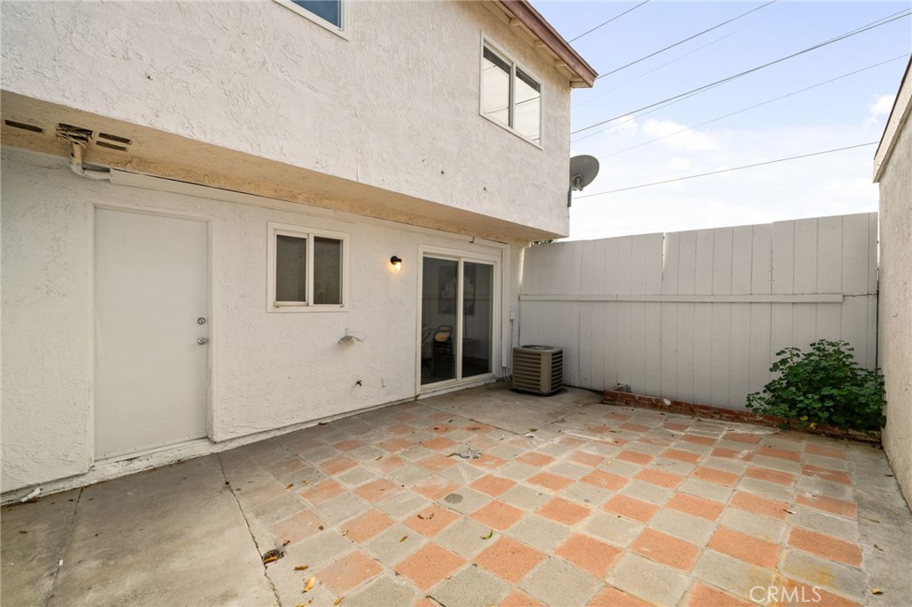 347 North Eucalyptus Avenue, Unit 24 Rialto, CA 92376 - Photo 21 of 25