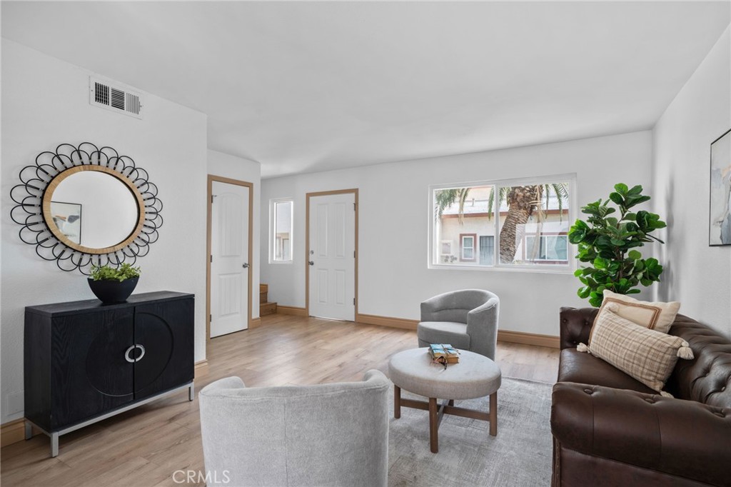 347 North Eucalyptus Avenue, Unit 24 Rialto, CA 92376 - Photo 4 of 25