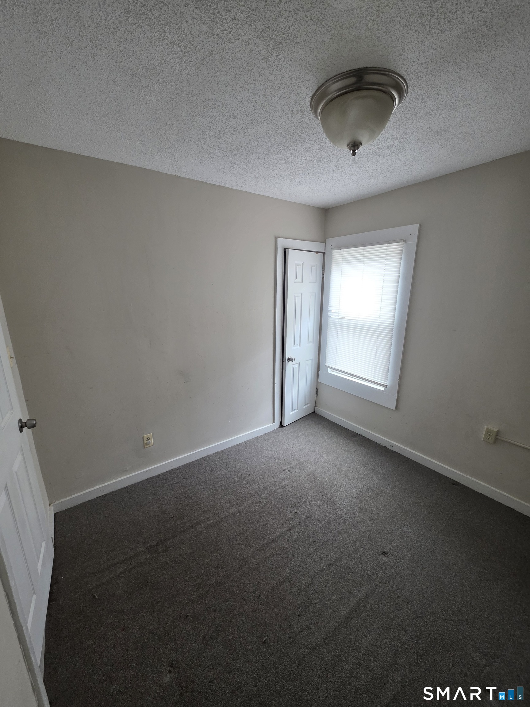 49 Springdale Avenue Meriden, CT 06451 - Photo 9 of 10