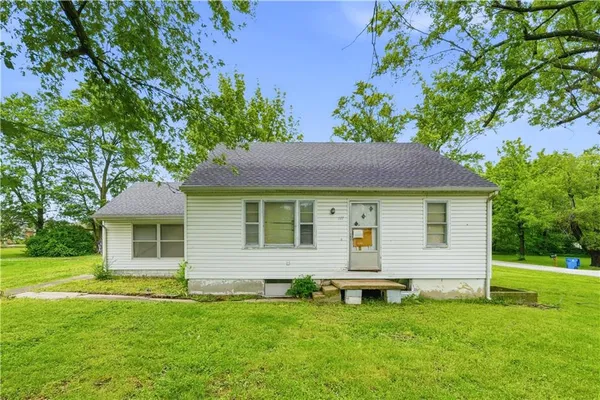 $89,999 | 117 East 1st Street, Lawson, MO 64062