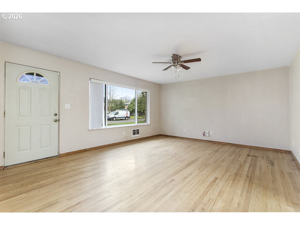 1148 18th Avenue Longview, WA 98632 - Photo 6 of 27