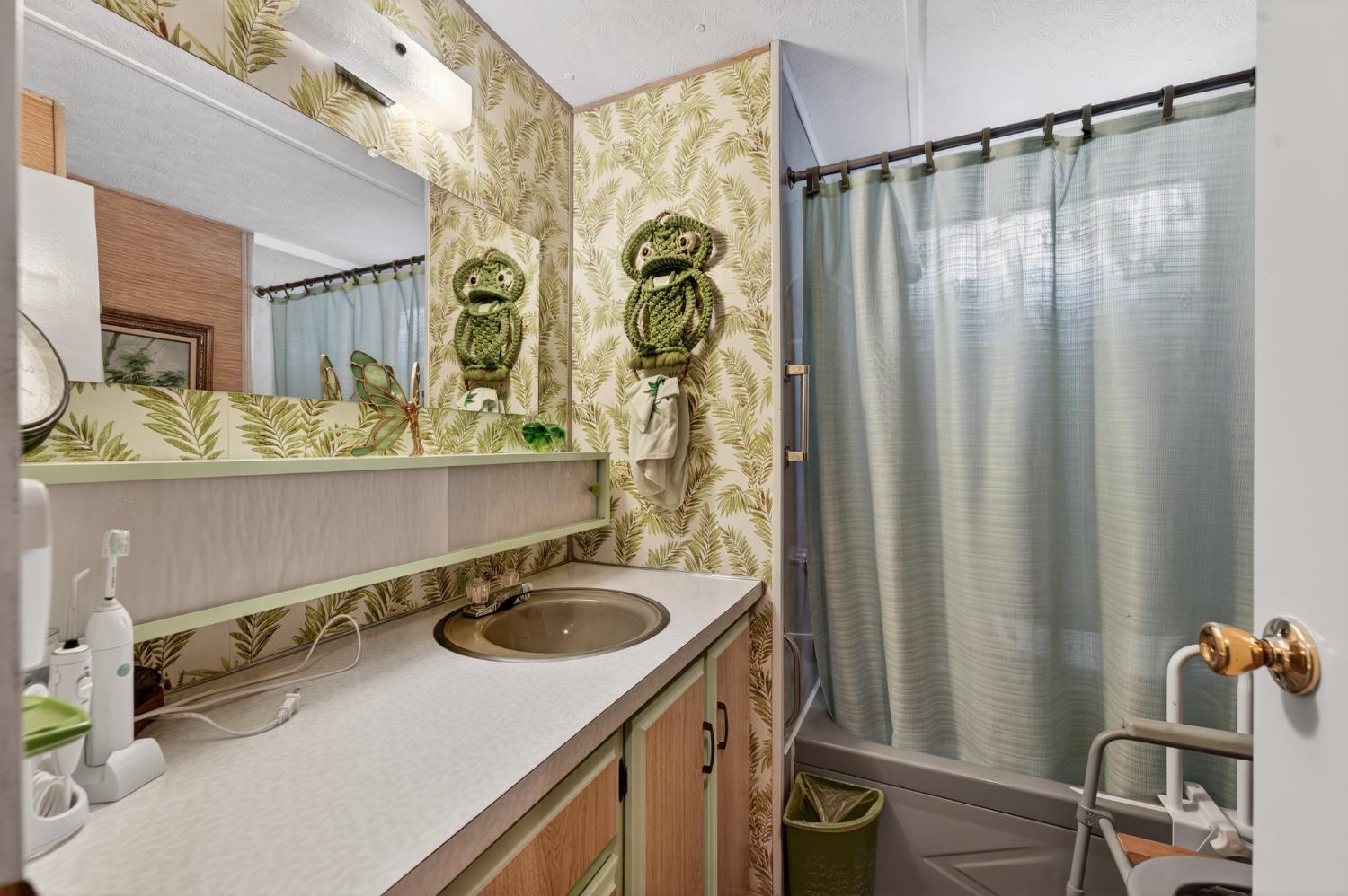 10035 Mills Station Road, Unit 129 Sacramento, CA 95827 - Photo 19 of 46