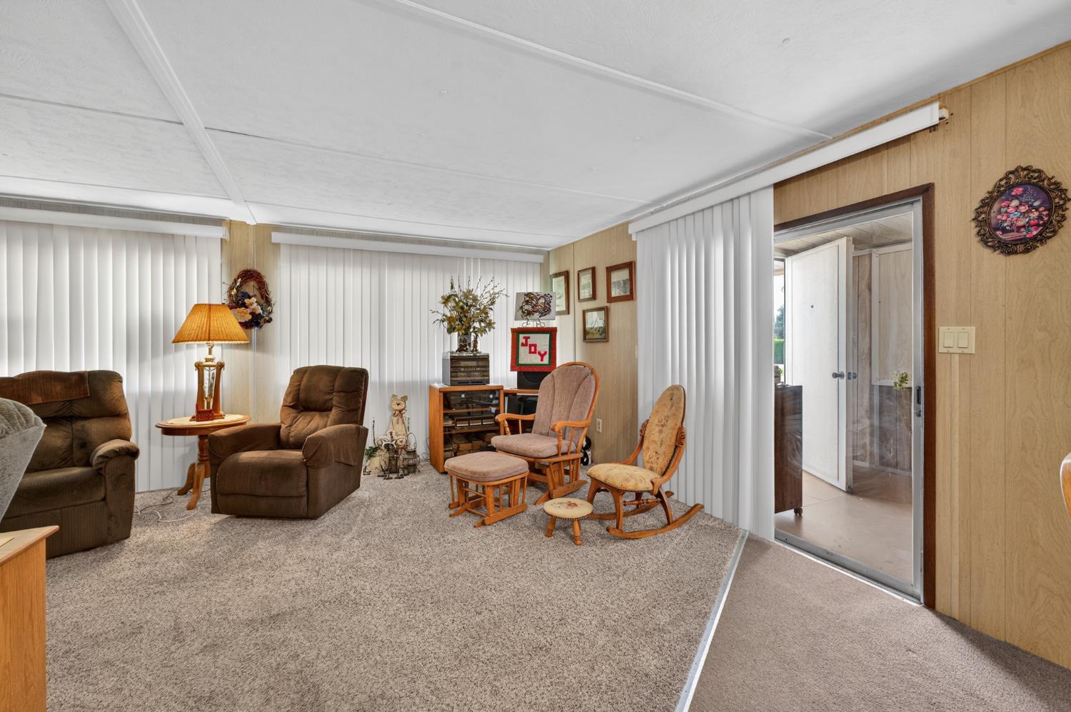 10035 Mills Station Road, Unit 129 Sacramento, CA 95827 - Photo 6 of 46