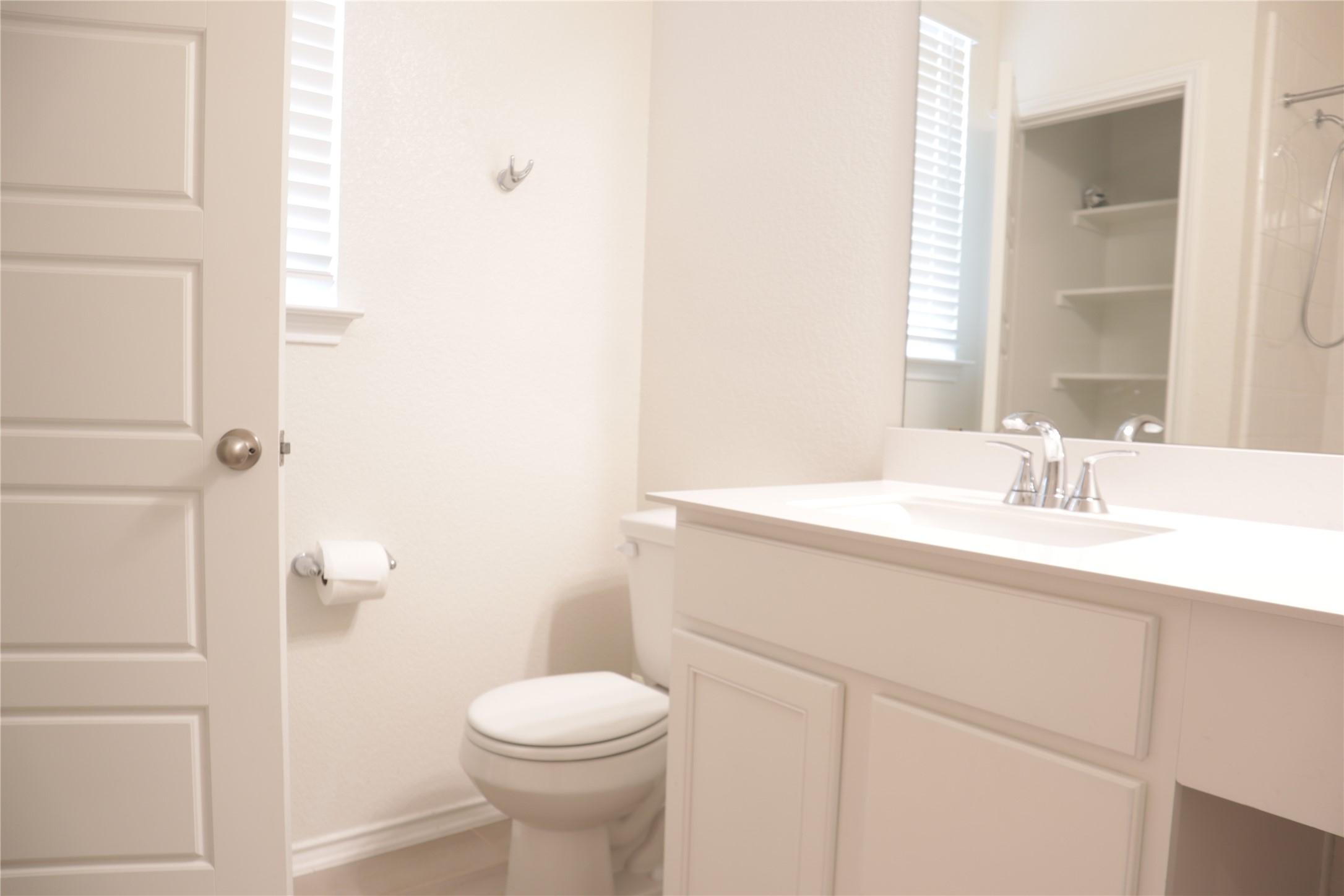 8111 Marigny Way Austin, TX 78744 - Photo 12 of 29