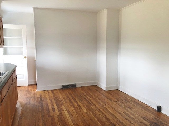 1833 Austinville Road Max Meadows, VA 24360 - Photo 15 of 46 Gallery Image 15