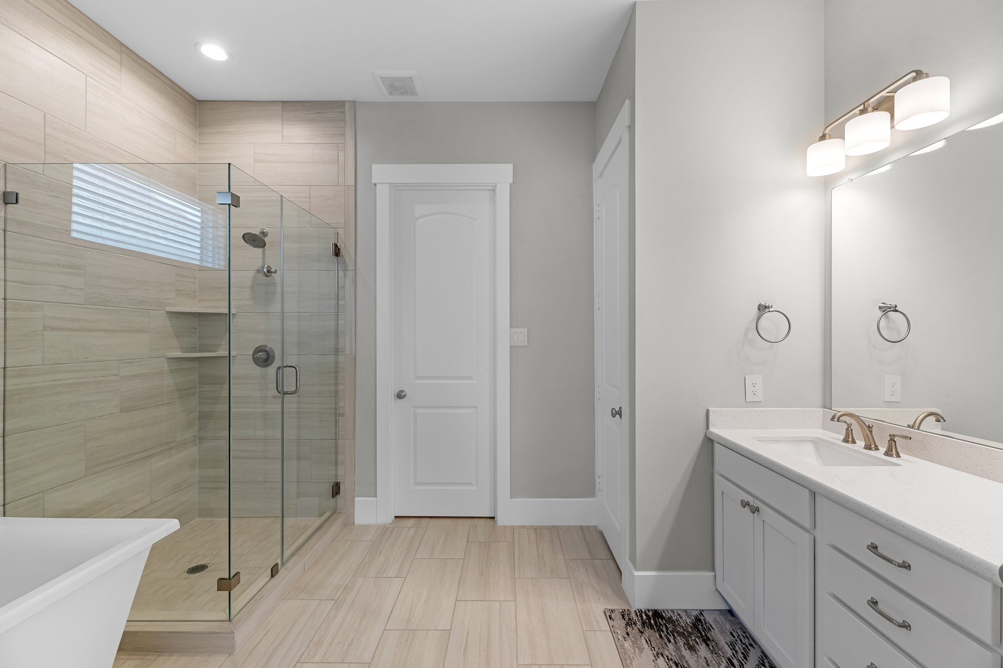 11 Thorpe Lane Spring, TX 77389 - Photo 28 of 34 An additional view of your primary bathroom