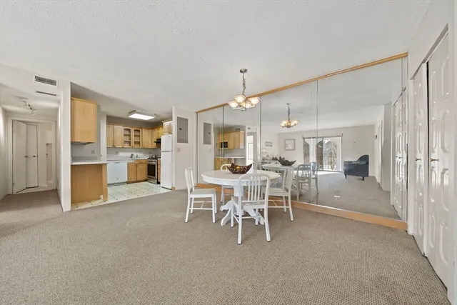 $249,900 | 685 Oak Street, Unit 129, Brockton, MA 02301