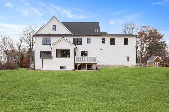 $1,700,000 | 305 Harwood Avenue, Littleton, MA 01460