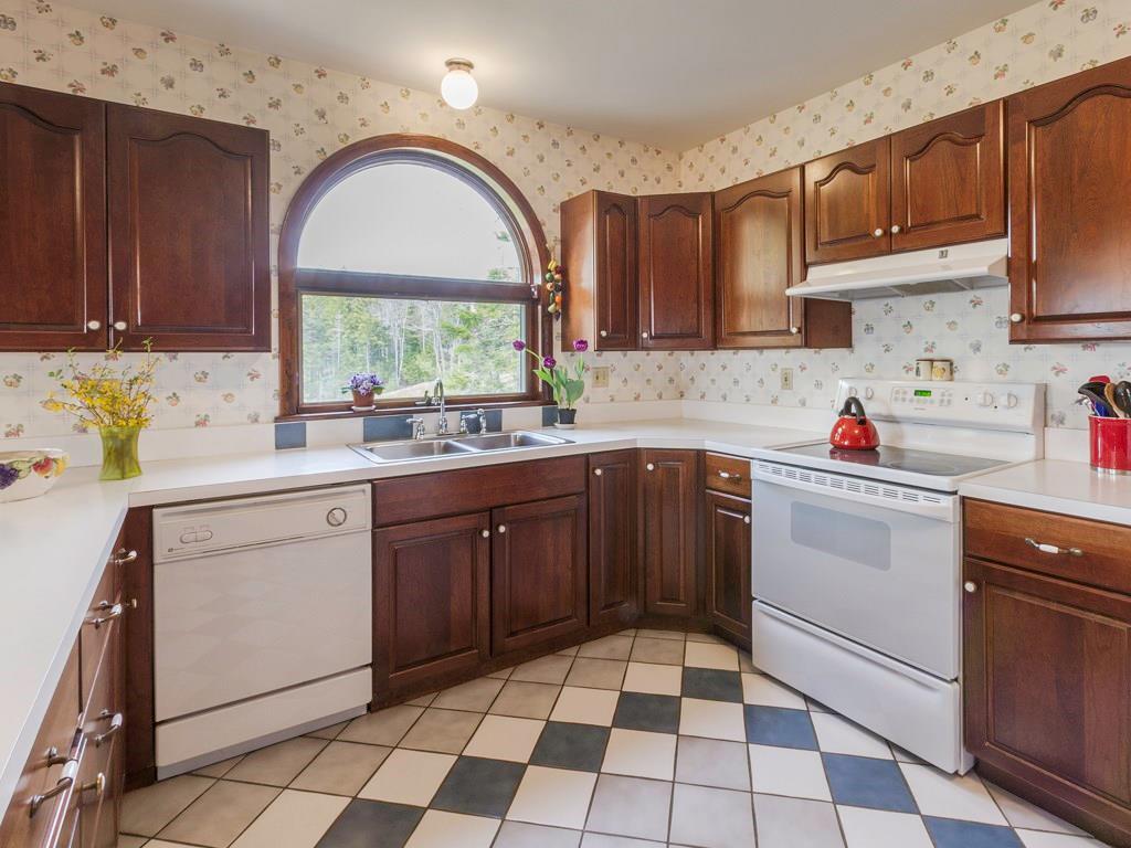 419 Pemaquid Harbor Road Pemaquid, ME 04558 - Photo 17 of 34 Photo