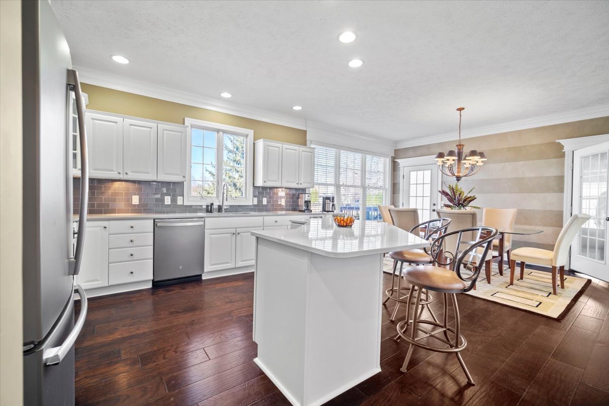 3314 Monterey Road Bloomington, IL 61704 - Photo 12 of 44 Gallery Image 12