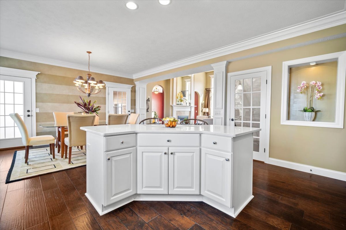 3314 Monterey Road Bloomington, IL 61704 - Photo 15 of 44 Gallery Image 15