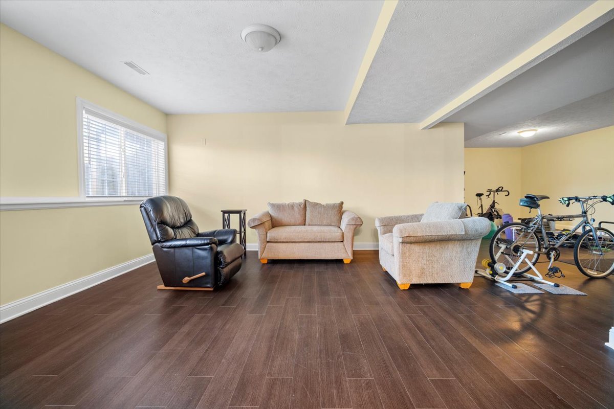 3314 Monterey Road Bloomington, IL 61704 - Photo 32 of 44 Gallery Image 32
