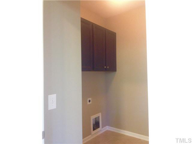 677 Wickham Ridge Road, Unit 147 Apex, NC 27539 - Photo 5 of 23 Laundry Room