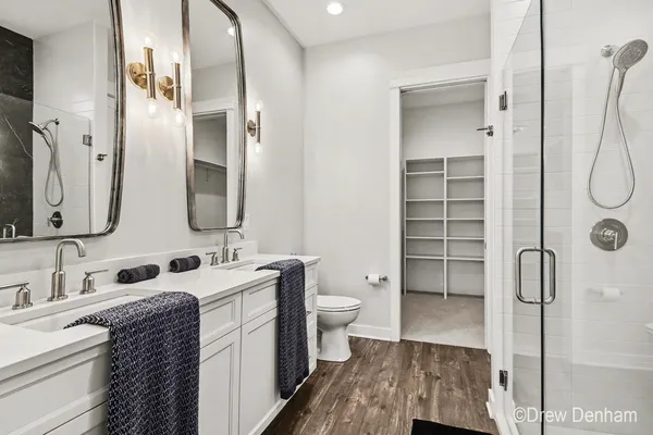 $689,900 | 4219 Village Green, Freeland, MI 48623