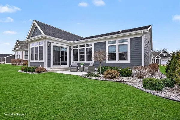 $689,900 | 4219 Village Green, Freeland, MI 48623