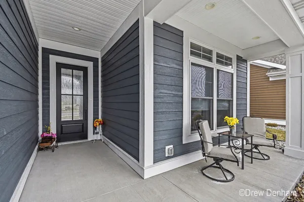 $689,900 | 4219 Village Green, Freeland, MI 48623