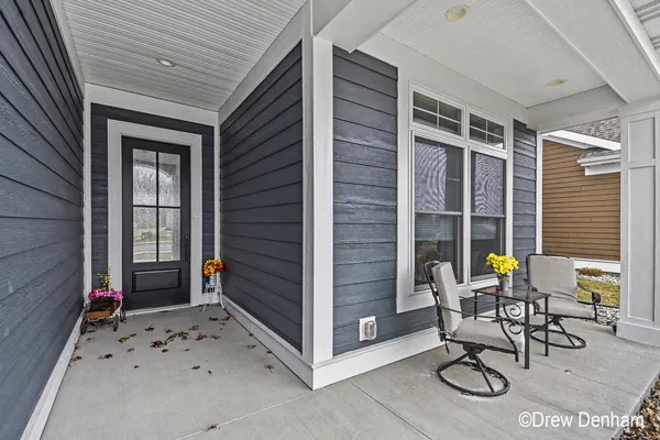 $689,900 | 4219 Village Green, Freeland, MI 48623