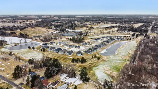 $689,900 | 4219 Village Green, Freeland, MI 48623