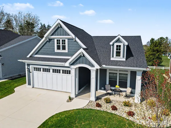 $689,900 | 4219 Village Green, Freeland, MI 48623