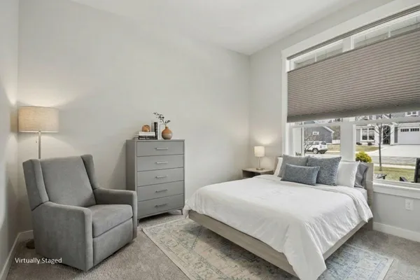 $689,900 | 4219 Village Green, Freeland, MI 48623