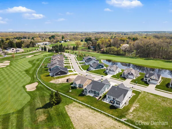 $689,900 | 4219 Village Green, Freeland, MI 48623
