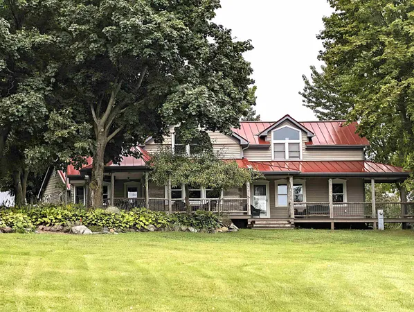 $747,900 | 8122 Morrison Road, Reedsville, WI 54230