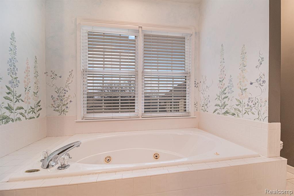 822 Augusta Drive Rochester Hills, MI 48309 - Photo 28 of 35