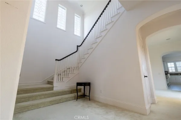 a view of entryway and hall