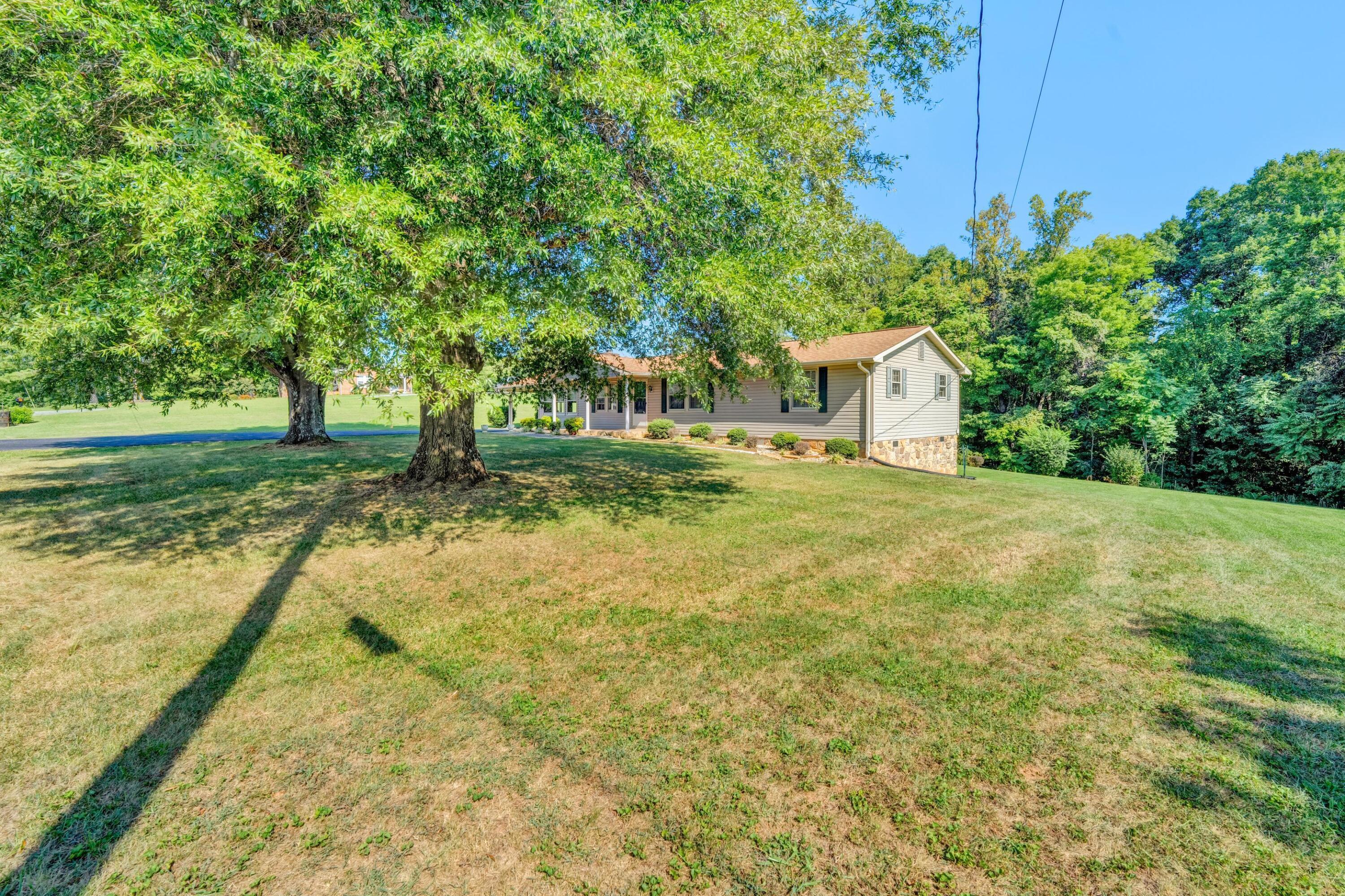 309 Jacks Creek Road Union Hall, VA 24176 - Photo 5 of 29 309 Jacks Creek - Pic - 28