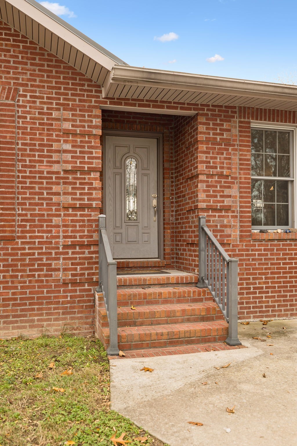 516 Rhotons Chapel Road Manchester, TN 37355 - Photo 8 of 52 a front view of a house with a window