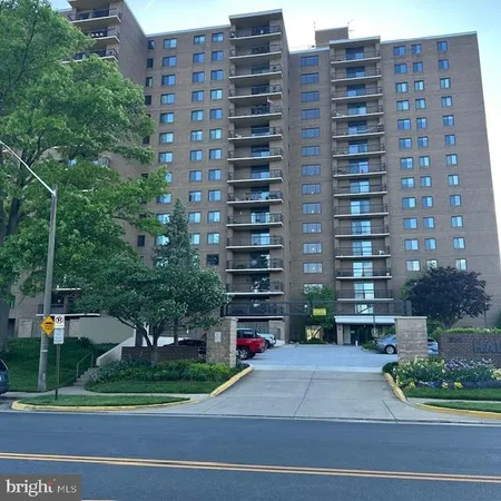 $2,100 | 200 North Pickett Street, Unit 701, Alexandria, VA 22304